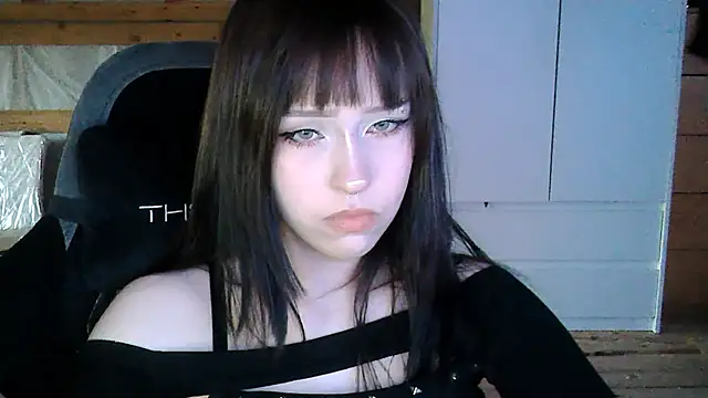 NoirEva online show from 05/27/26, 04:58