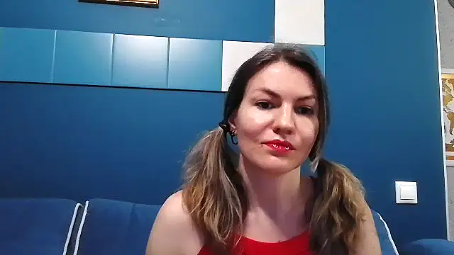 Margarett online show from 05/17/26, 04:40