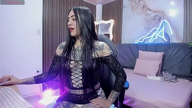 Kiara tay online show from 05/20/26, 03:25