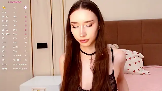 lalisabrown online show from 06/11/26, 03:58
