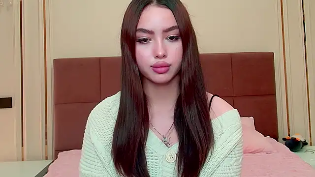 maddie perezz online show from 05/17/26, 06:08