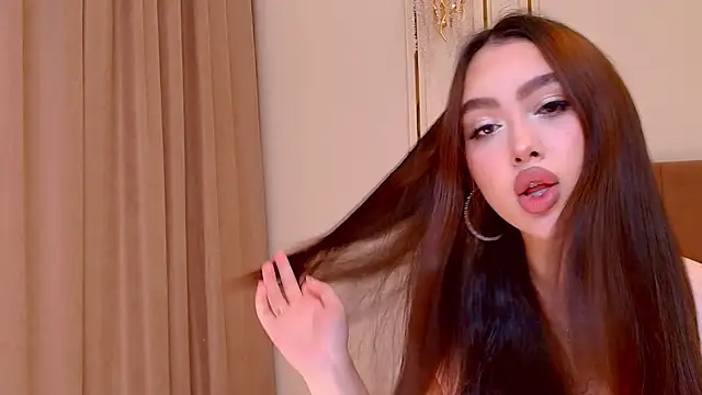 maddie perezz online show from 05/21/26, 07:44