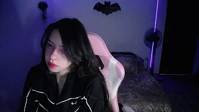 Snapshot of LiLuciana chatting on 06/26/26, 11:38 LiLuciana online show from 06/26/26, 11:38