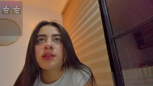 imsofia dy online show from 07/03/26, 12:39