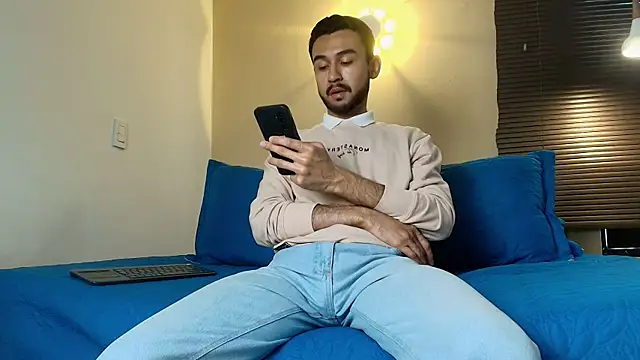 AxelClark S online show from 05/23/26, 08:08