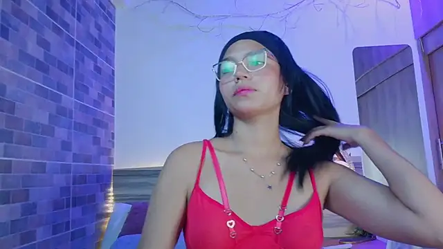 Evalune  online show from 07/02/26, 05:24