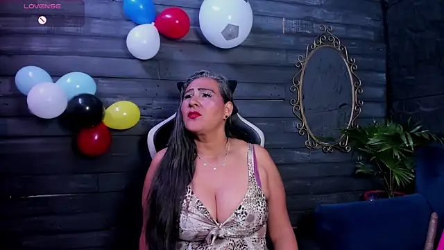 Victoria kyler online show from 07/06/26, 03:14