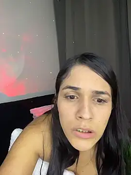 Snapshot of Isa_steele chatting on 06/17/26, 06:35 Isa steele online show from 06/17/26, 06:35