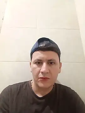 Maduro-Mariquita online show from 05/18/26, 05:23