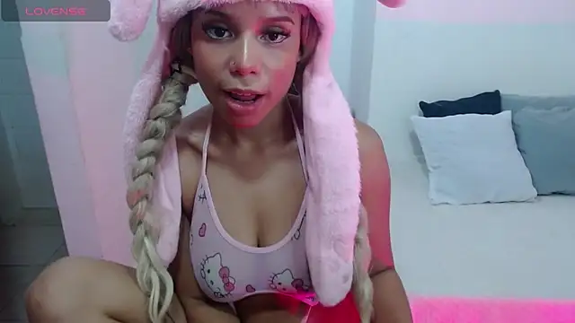 Snapshot of AnySweett__ chatting on 06/11/26, 03:58 AnySweett online show from 06/11/26, 03:58
