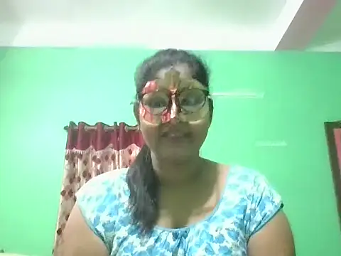 Kavya17 online show from 06/11/26, 12:23