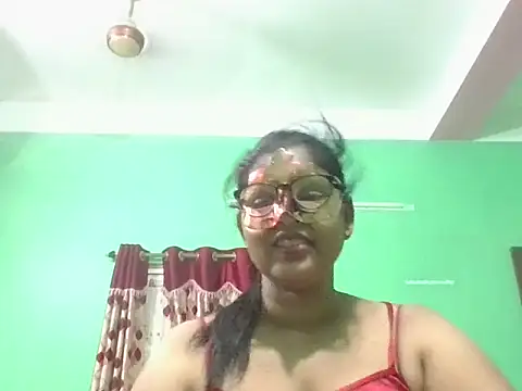 Kavya17 online show from 06/07/26, 08:58