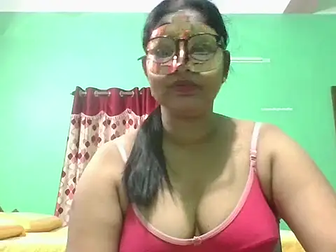 Kavya17 online show from 06/17/26, 03:17