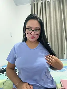 Snapshot of rousee69_ chatting on 07/01/26, 03:18 rousee69 online show from 07/01/26, 03:18