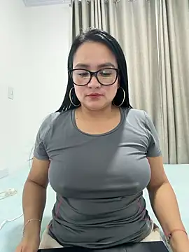Snapshot of rousee69_ chatting on 06/18/26, 09:14 rousee69 online show from 06/18/26, 09:14