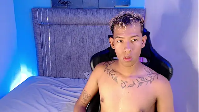 Taylerr 18 online show from 05/18/26, 04:07