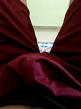 1Horny Boy1 online show from 05/22/26, 03:48