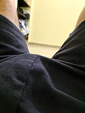 1Horny Boy1 online show from 05/13/26, 06:26