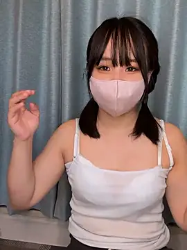 Snapshot of sora_071355 chatting on 07/03/26, 04:02 sora 071355 online show from 07/03/26, 04:02