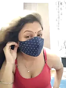 hot kiran2000 online show from 06/21/26, 01:06