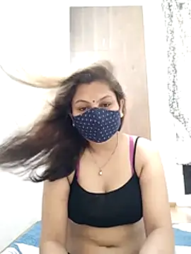 hot kiran2000 online show from 06/23/26, 12:58