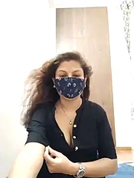 hot kiran2000 online show from 06/29/26, 01:11