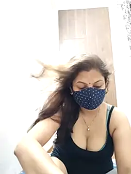 hot kiran2000 online show from 07/01/26, 02:28