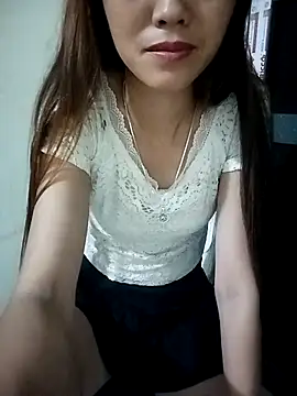 Snapshot of Suly-sweet chatting on 06/28/26, 02:12 Suly-sweet online show from 06/28/26, 02:12