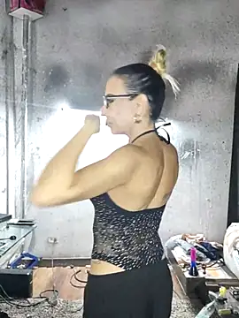 AmberRussellTerrier online show from 05/17/26, 03:01