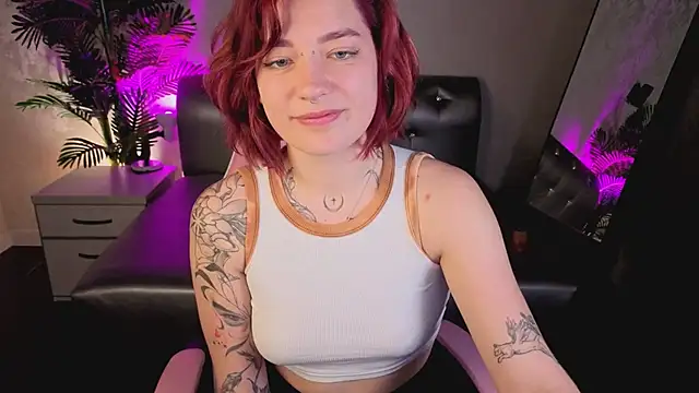 Nikki Gringer online show from 06/06/26, 05:23