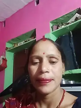 Snapshot of New-pari012 chatting on 06/07/26, 03:17 New-pari012 online show from 06/07/26, 03:17