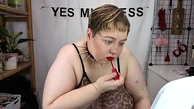 mistress molly online show from 05/18/26, 11:48