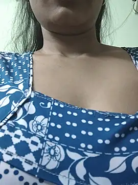 Snapshot of Bipasha_Vasu chatting on 06/04/26, 07:24 Bipasha Vasu online show from 06/04/26, 07:24
