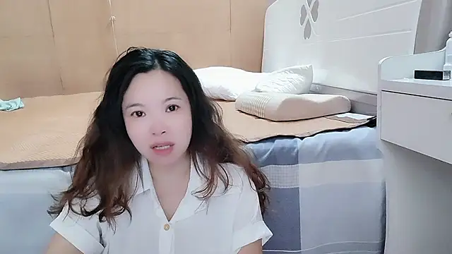 Snapshot of F-Yingying chatting on 05/30/26, 08:09 F-Yingying online show from 05/30/26, 08:09