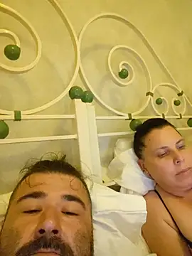 Angel and Devil couple online show from 06/28/26, 10:21