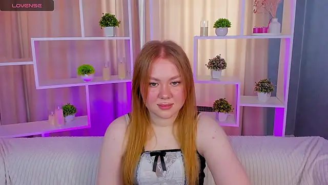 AlexaaBee online show from 05/22/26, 08:12