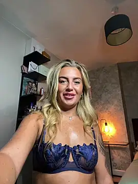 CharlottemilfUKx online show from 05/29/26, 11:33