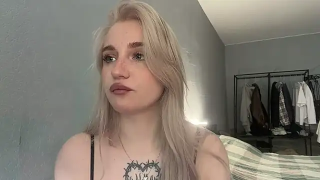 TiffanieSluyter online show from 05/29/26, 03:18