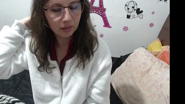 Snapshot of natasha_sex1 chatting on 02/25/25, 05:08 natasha sex1 online show from 02/25/25, 05:08