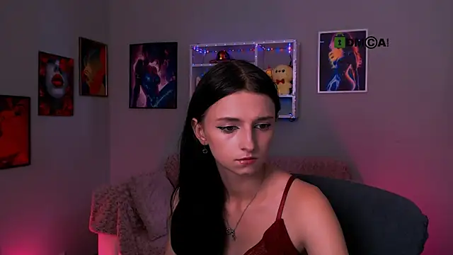caroline honeyy online show from 06/11/26, 12:46