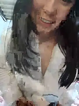Snapshot of mileidy0106 chatting on 06/04/26, 02:38 mileidy0106 online show from 06/04/26, 02:38
