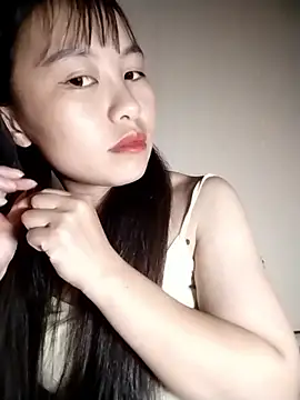 Snapshot of Cherry-squirtt chatting on 06/18/26, 03:28 Cherry-squirtt online show from 06/18/26, 03:28