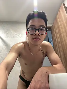 TienMinh233 online show from 05/14/26, 10:56
