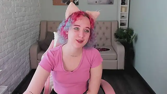 Snapshot of ScarlettSparkss chatting on 05/16/26, 05:28 ScarlettSparkss online show from 05/16/26, 05:28
