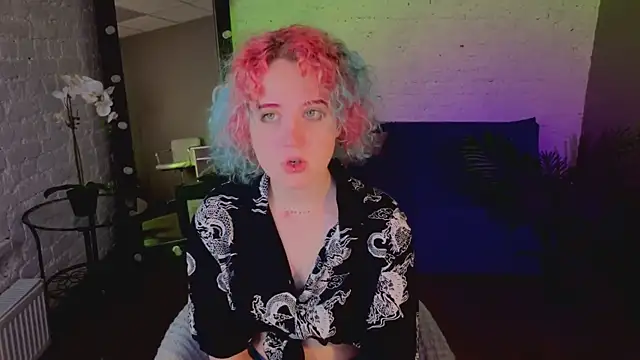 Snapshot of ScarlettSparkss chatting on 05/27/26, 05:37 ScarlettSparkss online show from 05/27/26, 05:37
