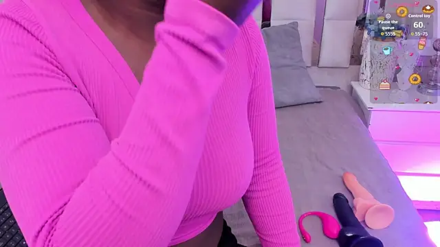Snapshot of SophiaScottX chatting on 06/15/26, 07:46 SophiaScottX online show from 06/15/26, 07:46