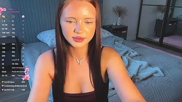 Snapshot of aminaliven chatting on 06/19/26, 04:02 aminaliven online show from 06/19/26, 04:02