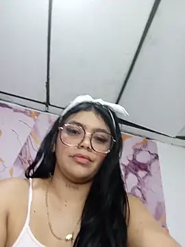luxuryluna online show from 06/15/26, 12:12