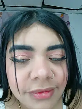 luxuryluna online show from 05/27/26, 01:57