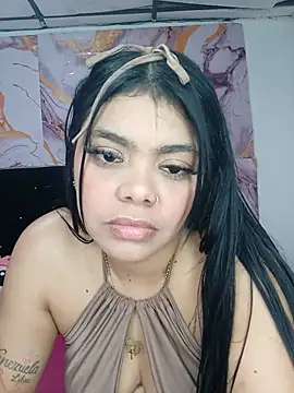 luxuryluna online show from 06/25/26, 11:43